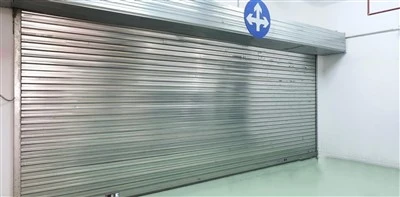 Stalen brandrolluik
